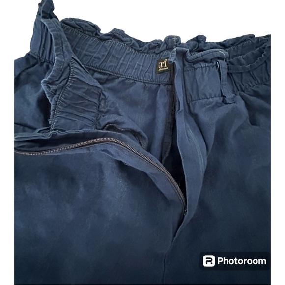 Zara high waist shorts with belt. Medium - Picture 4 of 6